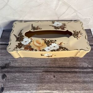 Vintage Schwarz Bros. Plastics of Calif. tissue holder MCM cream flowers